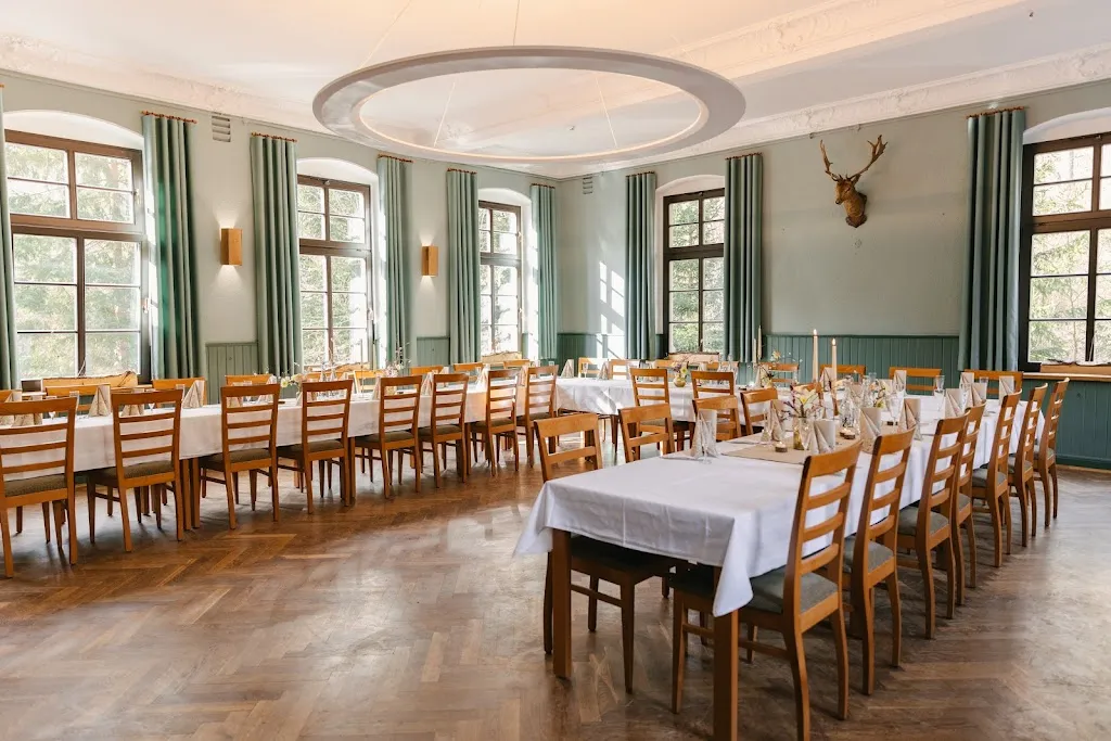 Zur Margarethenmühle GmbH – Landgasthof und Waldhotel restaurant in Roßwein