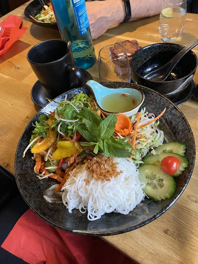 Sara-Lena Arnecke_Hoa Xuan Restaurant_Rötha_reseña