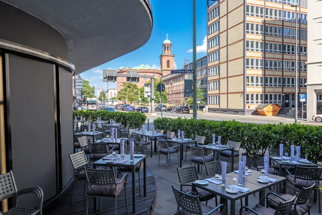 Heimat restaurant in Main