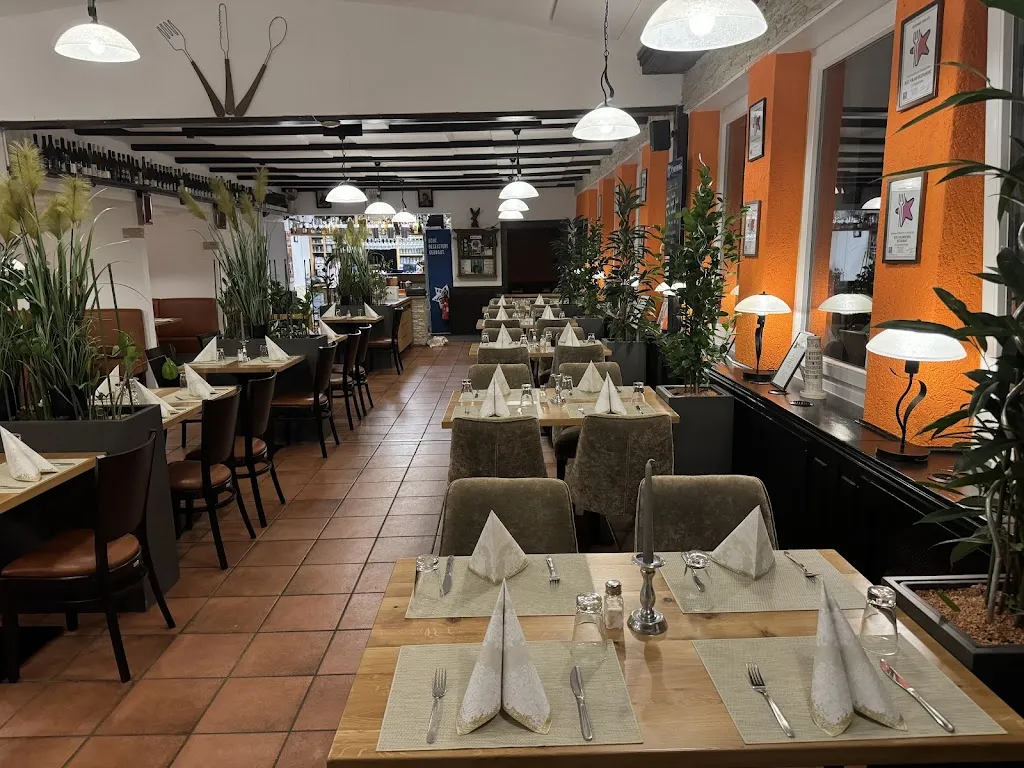 Ristorante-Pizzeria Porto Vecchio am Rosengarten ristorante a Frankenthal
