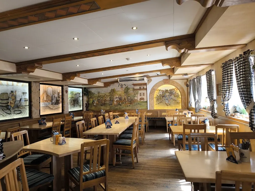 Restaurant Paulaner am Dom_Main_slider_image_3