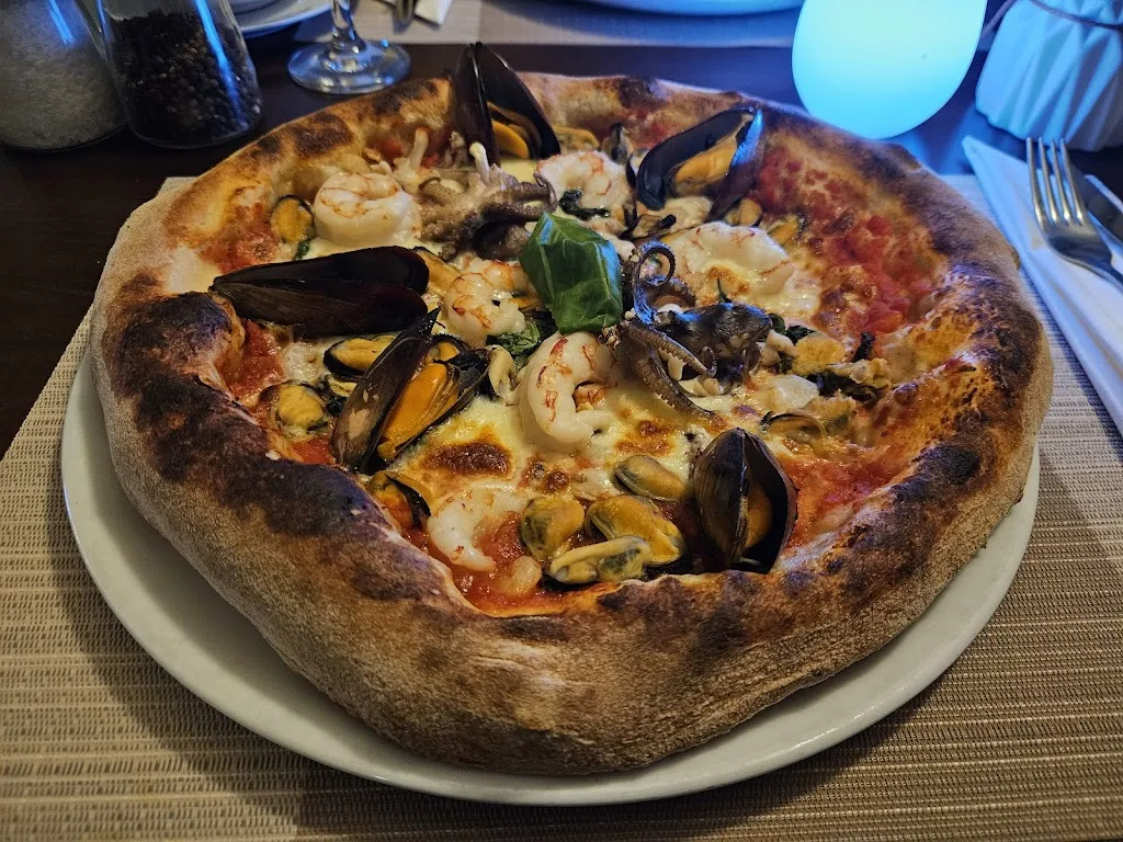 Ristorante pizzeria Mediterraneo_Frankenthal_slider_image_3