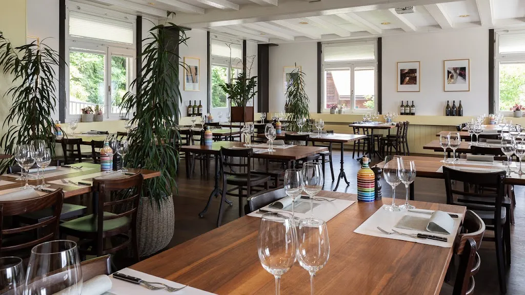 Winzerhaus restaurant in Weiningen