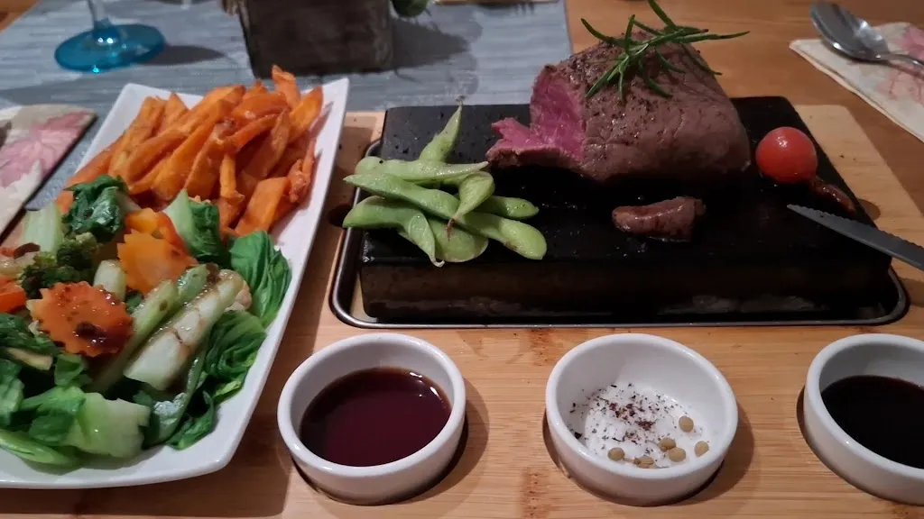 Restaurant Sophistication_Grimma_slider_image_2