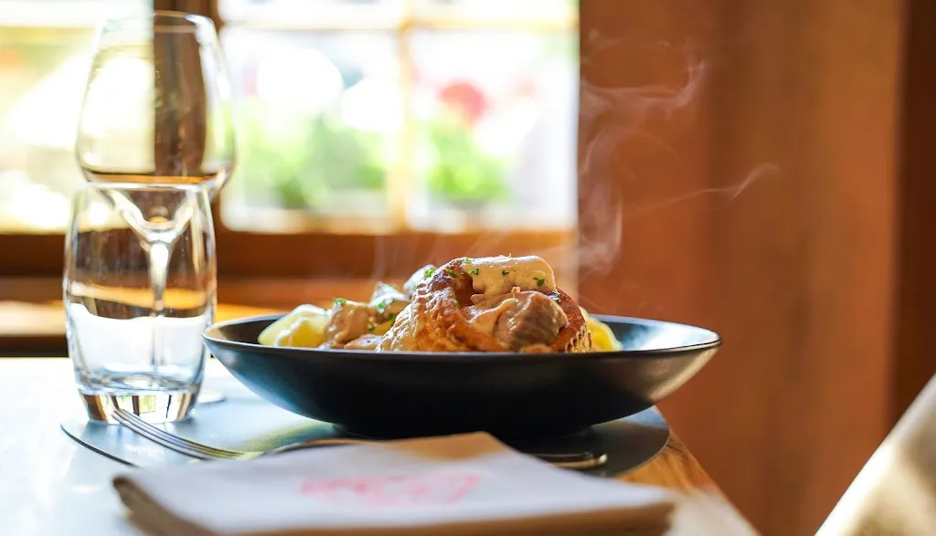 Restaurant Au Boeuf Rouge_France_slider_image_3