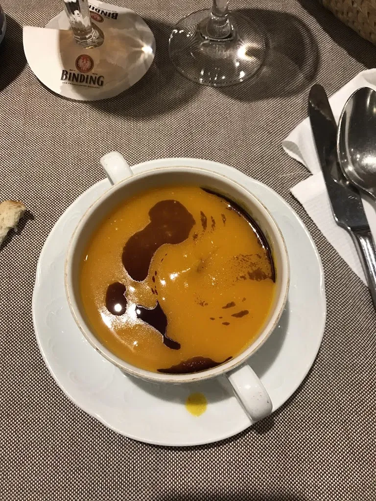 Menu_Schwarzer Stern_Main_image_5