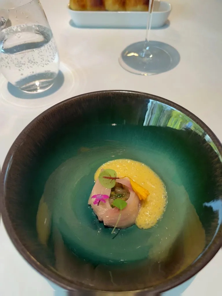 JY's_France_slider_image_2