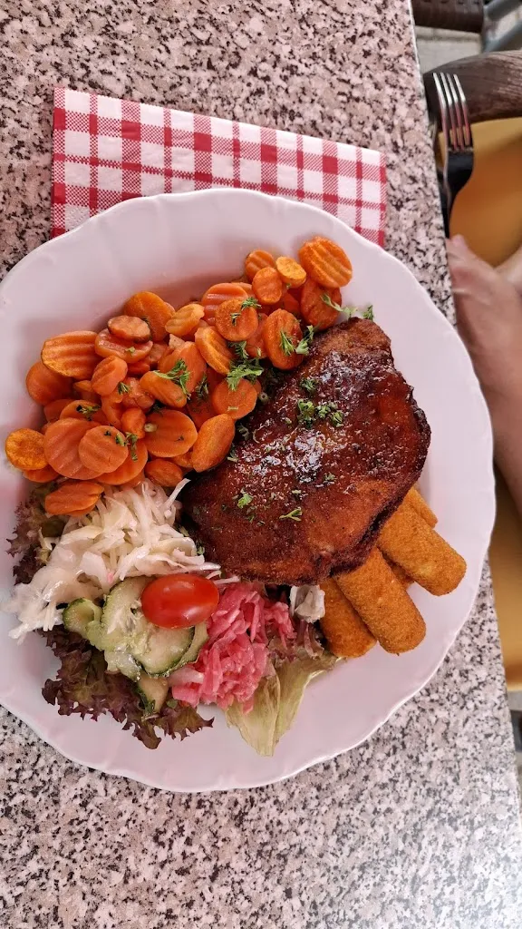 Hagen Sarembe_Gaststätte Neu Eulowitz_Großpostwitz/O.L._review