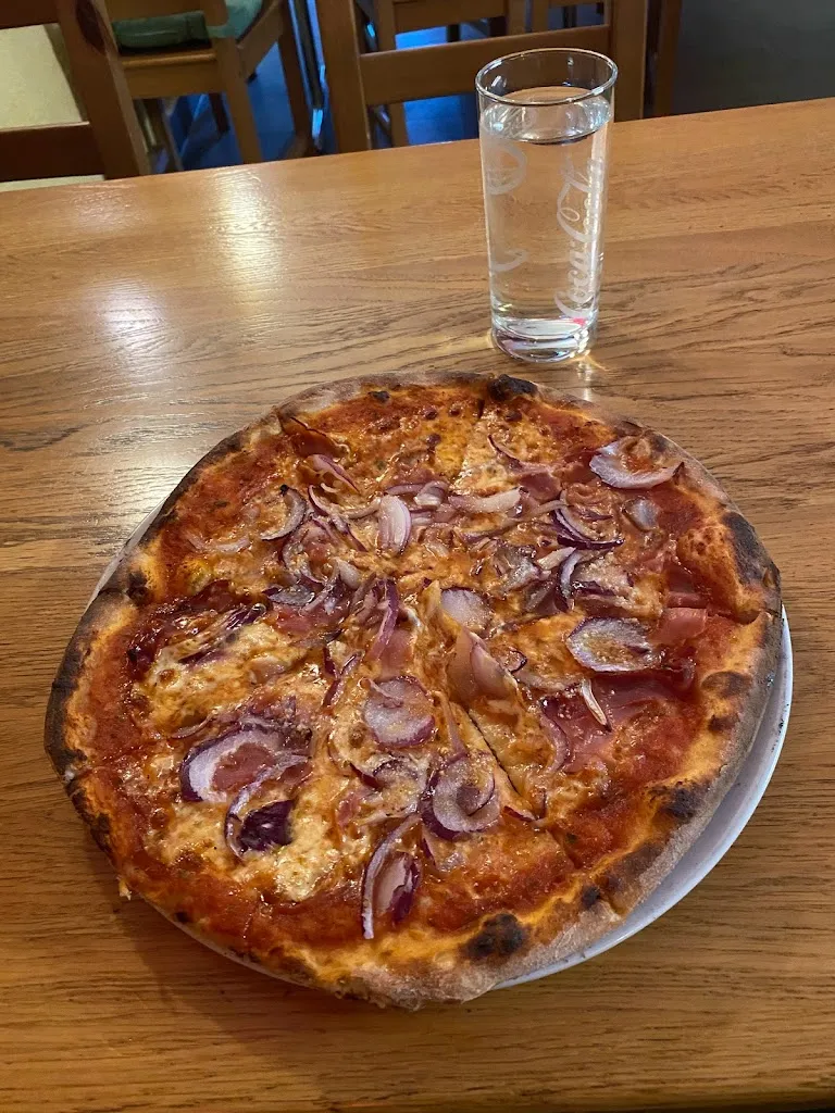 Pizzeria Rosario - mit Holzofen 