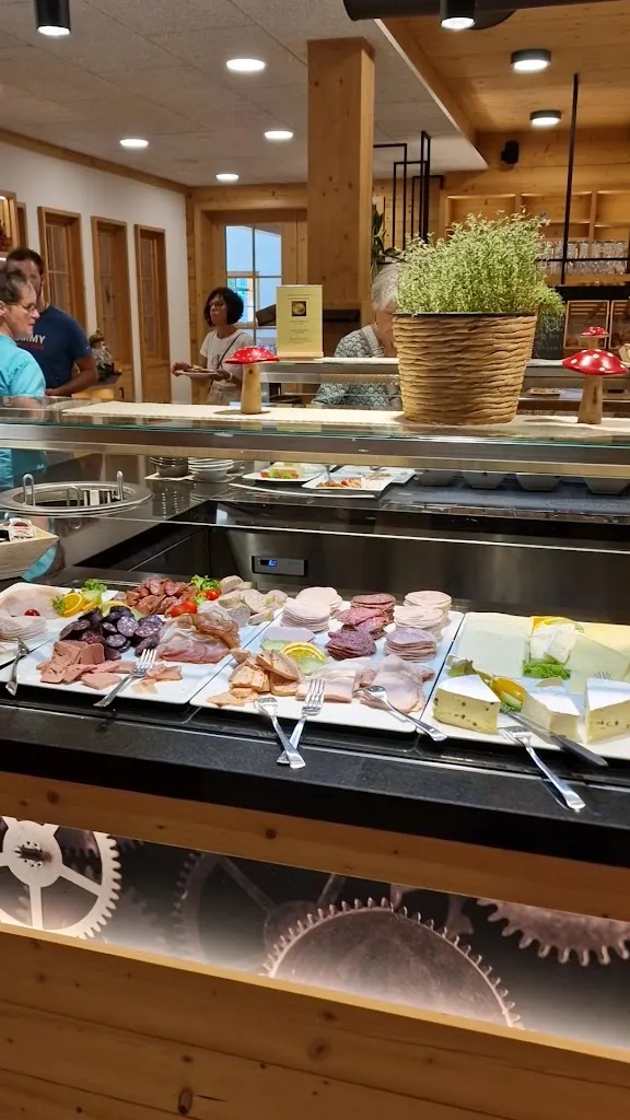 Weber's Esszeit_(Schwarzwaldbahn)_slider_image_2