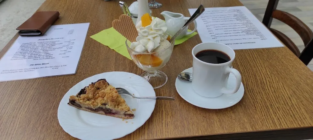 Menu_Eiscafé & Restaurant - Martina Kodym_Halsbrücke_immagine_6