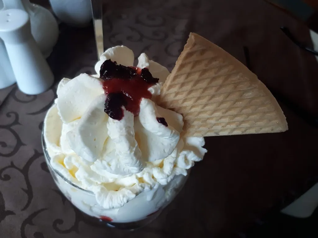 Menu_Eiscafé & Restaurant - Martina Kodym_Halsbrücke_immagine_9