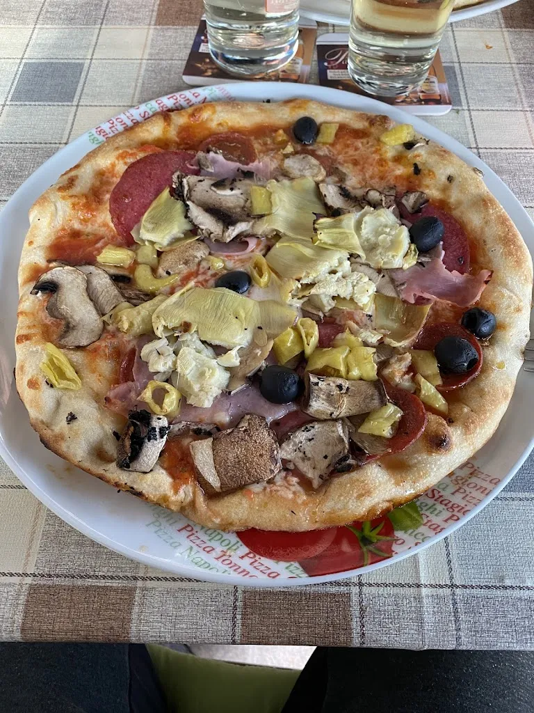 Menu_Pizzeria Bella Napoli_Großeibstadt_immagine_6