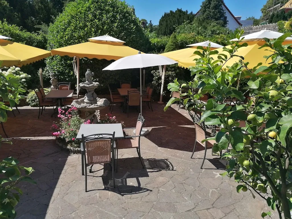 Nicos Restaurant_Homburg_slider_image_1