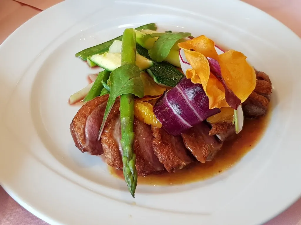 Nicos Restaurant_Homburg_slider_image_3