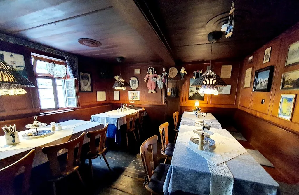 Zum Wasserweibchen_Höhe_slider_image_2