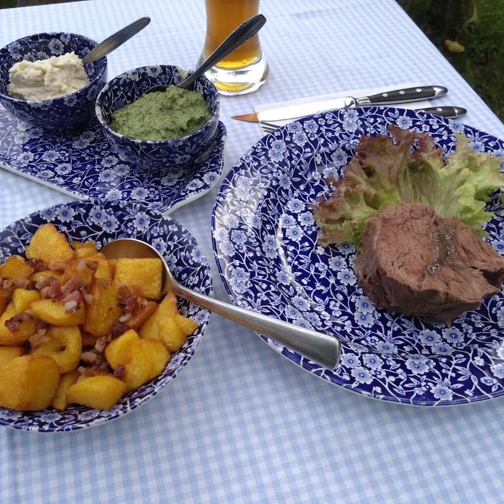 Zum Wasserweibchen_Höhe_slider_image_3