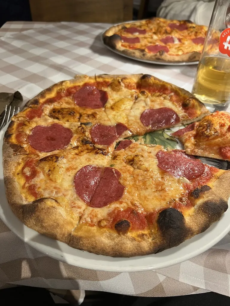 Menu_Pizzeria Napoli_Höhe_immagine_5