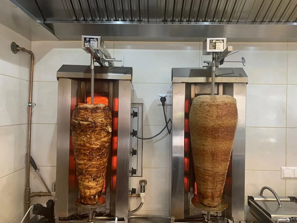 NOM Döner kebap Pizzahaus restaurant in Kodersdorf