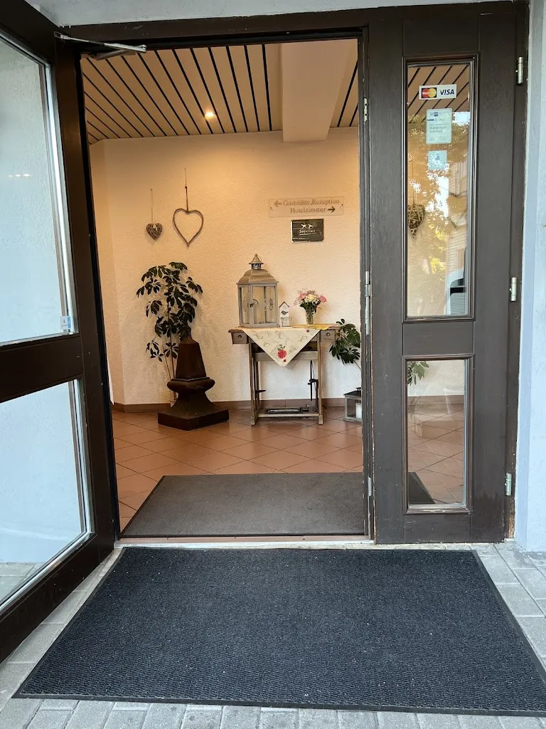 Zum Firstenstein restaurant in Königshain