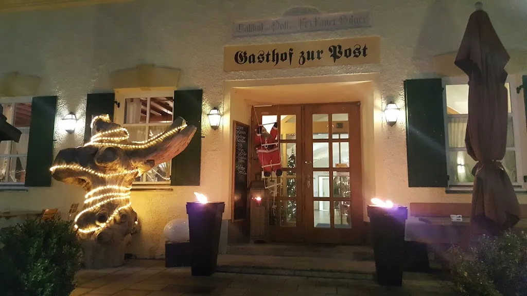 Gasthof zur Post restaurant in Grassau