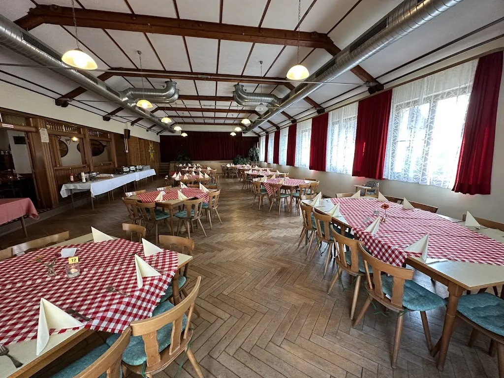 Gasthaus zum Kreuz restaurant in Schwarzwald
