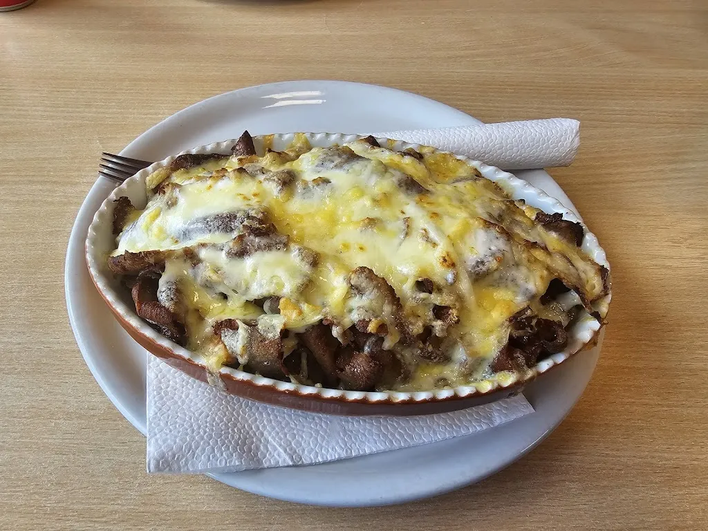 Jaspal Pizza-Döner-Haus restaurant in Langenbernsdorf