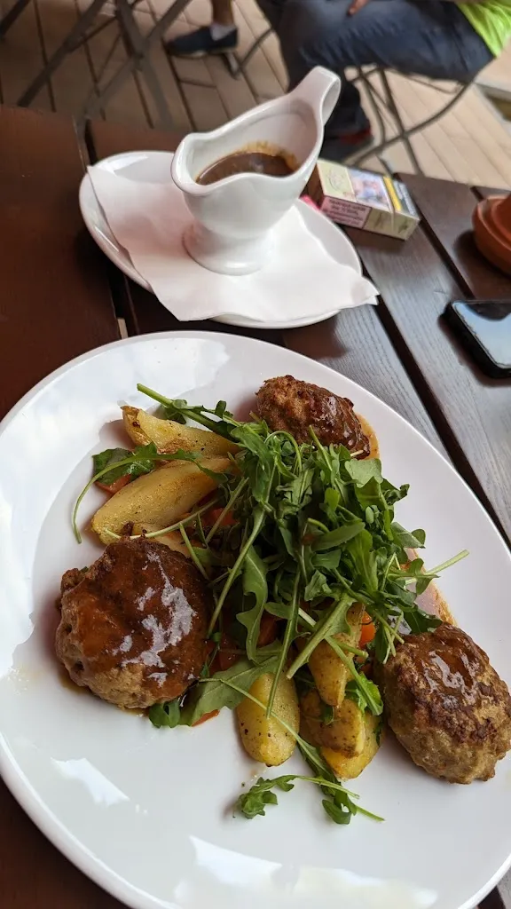 Menu_Restaurant HOLIs_Berlin_image_3