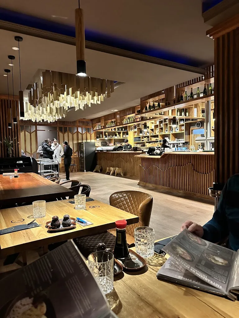 Marni Abigail_Sumino Asperg_Asperg_review