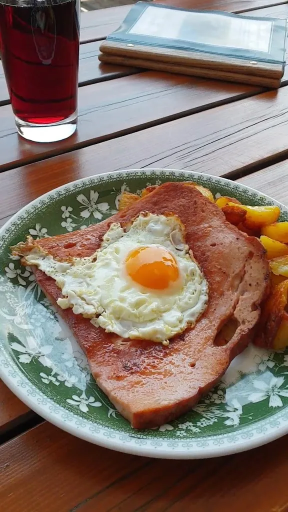 Berggasthof Staffn - Alm_Marquartstein_slider_image_2