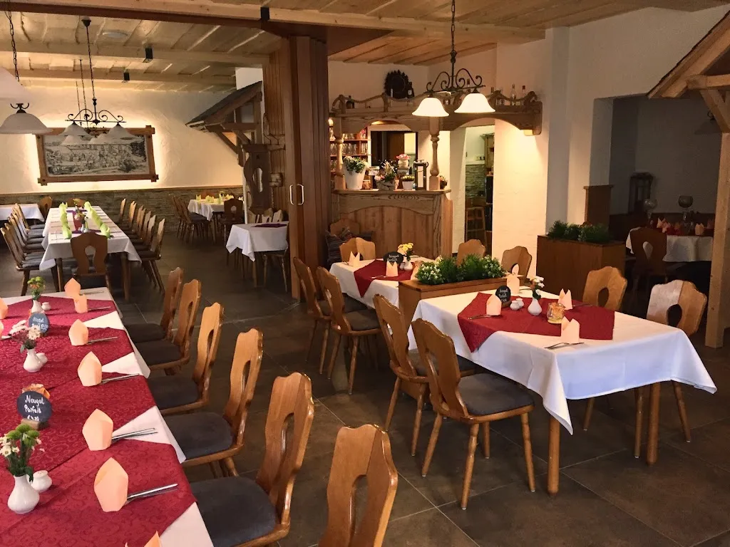 Gaststätte Goldener Hahn_Raschau-Markersbach_slider_image_1