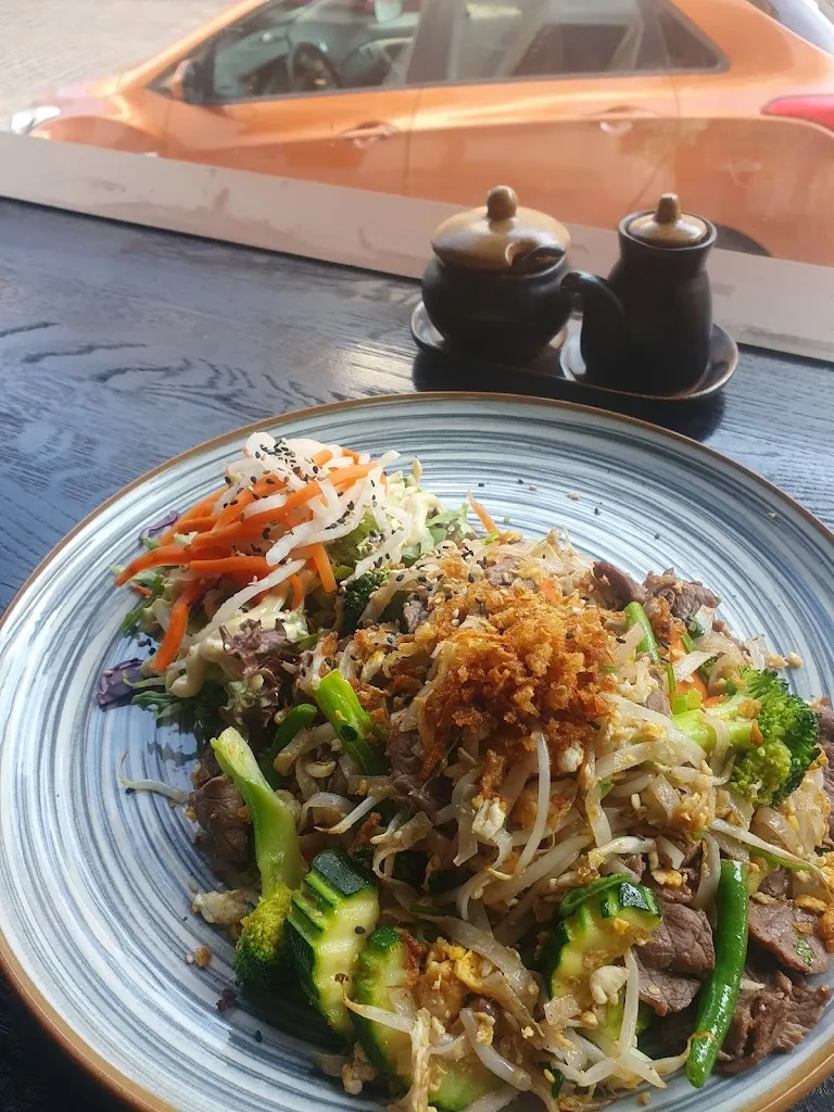 Dươnggg Pham_KiKiMi Sushi Asia Cuisine_Limbach-Oberfrohna_review