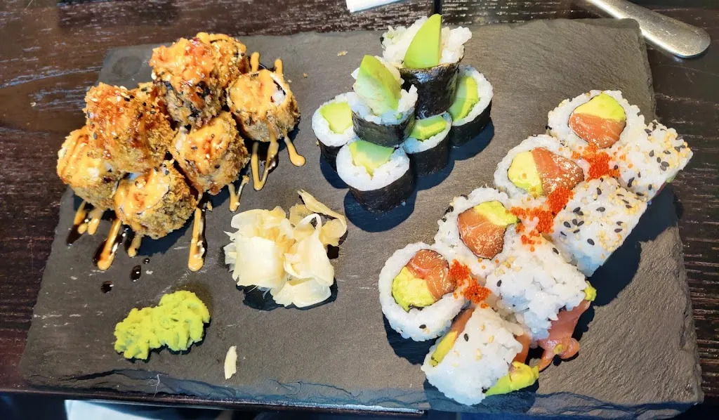 Janosch Emilion_KiKiMi Sushi Asia Cuisine_Limbach-Oberfrohna_review
