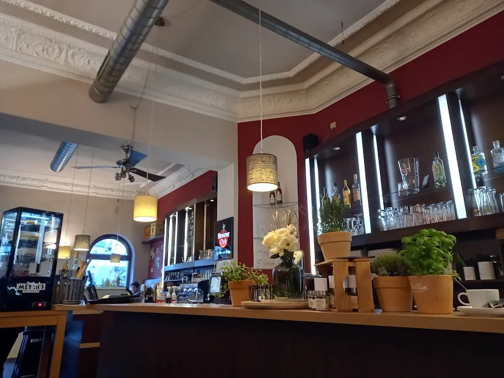 Cafe Meyer’s_Limbach-Oberfrohna_slider_image_3