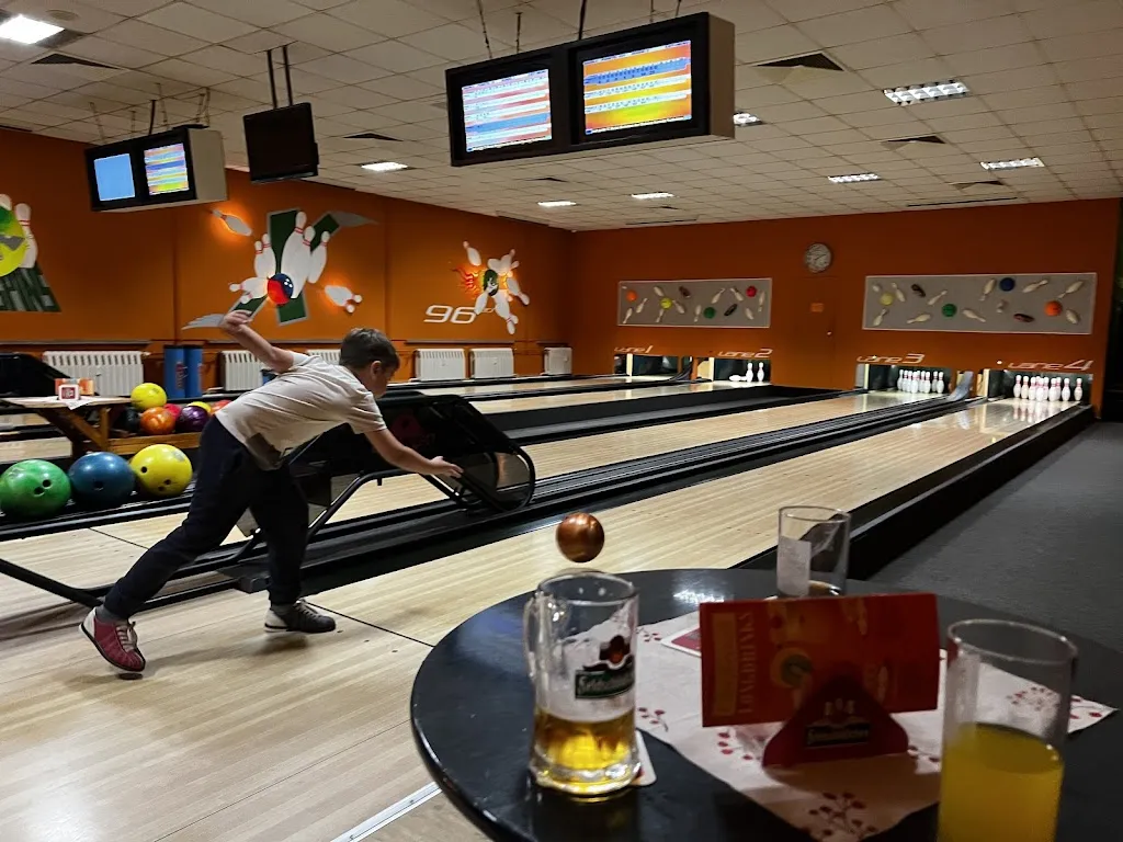 Zur Kugel - Bowling und Restaurant_Meißen_slider_image_3