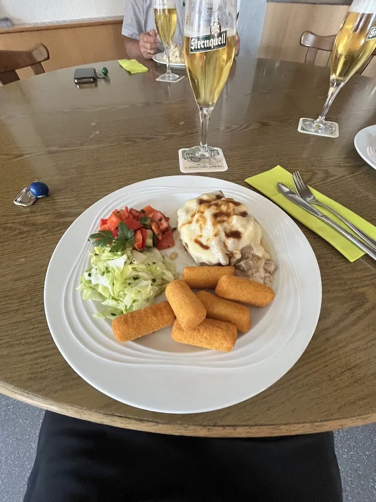 Gaststätte Goldener Löwe_Pausa-Mühltroff_slider_image_1