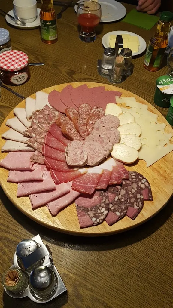 Gaststätte Goldener Löwe_Pausa-Mühltroff_slider_image_2