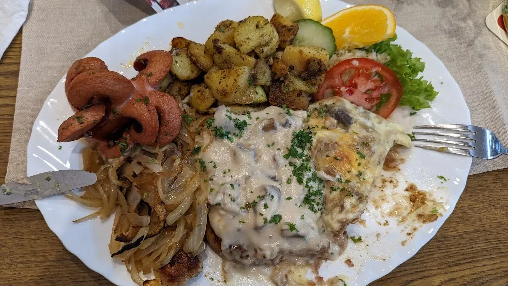 Enrico Rudolf_Kulturstätte - Wolf_Gröditz_review