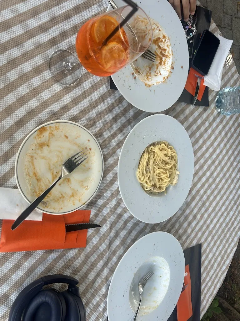 Jeslina Shereen_Happy Grill House_Rheinfall_review