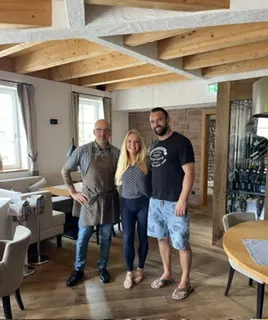 Sabrina Meyerer_Alte Baiz_Neuhausen_review