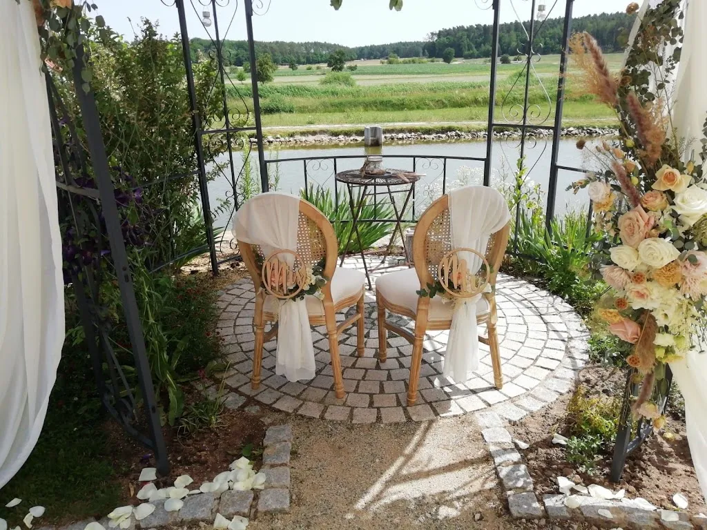 Geier's Festscheune - Veranstaltungsort Hochzeiten und Events restaurant in Gremsdorf