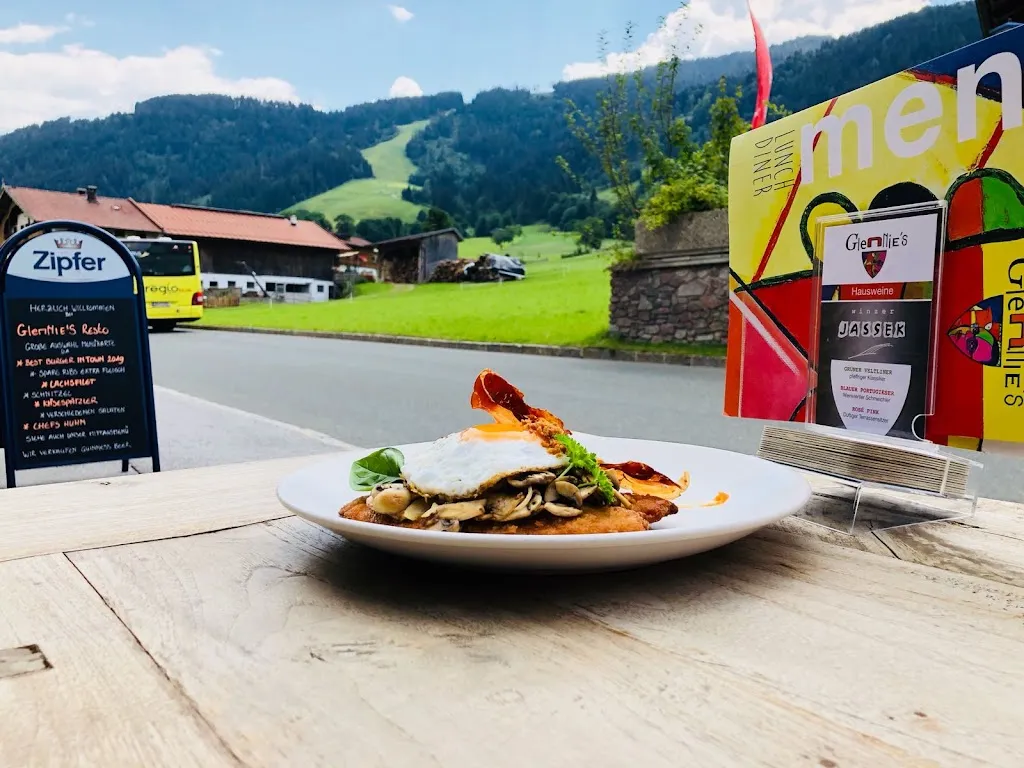 Glennie's Restaurant & Bar Niederau_Austria_slider_image_3