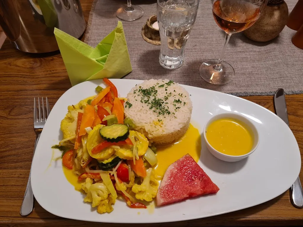 Cornelia Morgenstern_Schwalbennest Niederwiesa_Niederwiesa_review