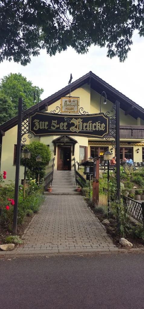 Cornelia Shahzad_Restaurant „Zur 5er Brücke“_Niederwiesa_review