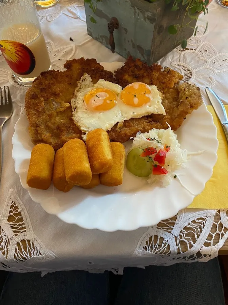 Albrechts Grillstube_Oberwiera_slider_image_2