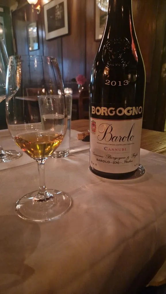 Wystube Isebähnli_Zürich_slider_image_3