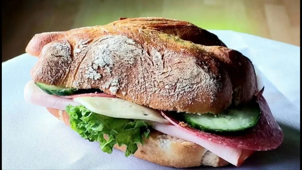 Sipl Brot- und Kaffeehaus am Marktplatz in Greding_Greding_slider_image_2