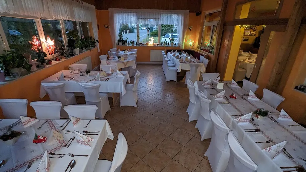 Sportgaststätte Inh. Werner Heiche_Regis-Breitingen_slider_image_3