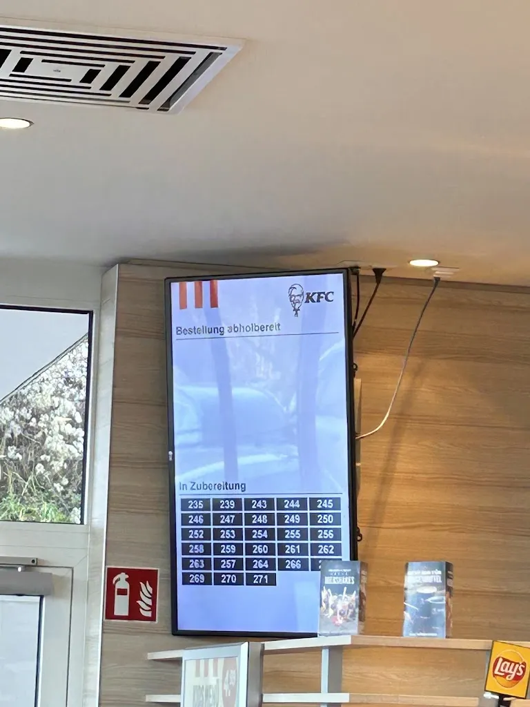 Patryk Tryzubiak_Kentucky Fried Chicken_Greding_review