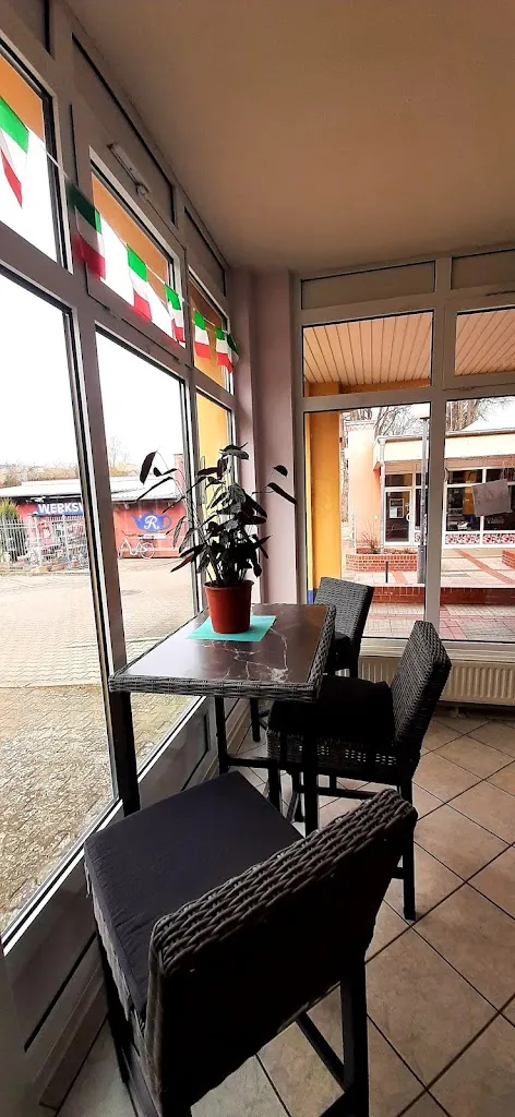 Die kleine Italienerin bistro restaurant in Rheinsberg